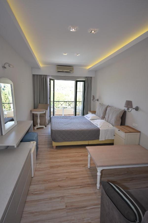 Callisto Beach Hotel 里亚帕德斯 外观 照片