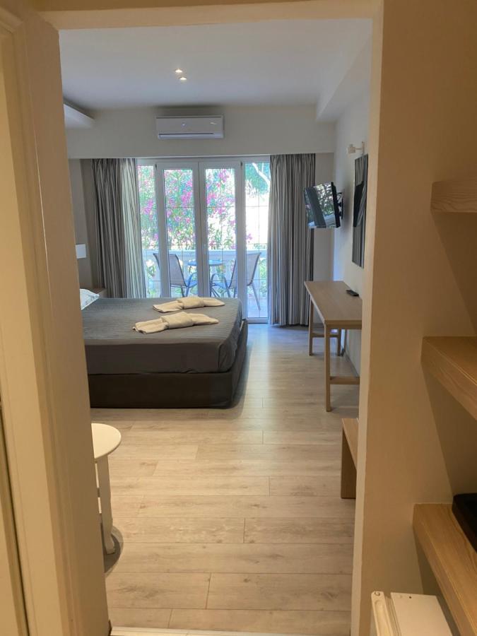 Callisto Beach Hotel 里亚帕德斯 外观 照片
